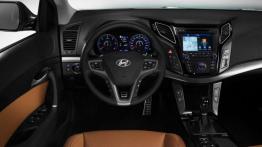Odświeżony Hyundai i40 debiutuje w Europie
