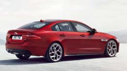 Jaguar XE już w produkcji. Konkurent dla BMW Serii 3?