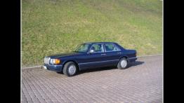 Mercedes Klasa S W126 Sedan 5.6 SEL 272KM 200kW 1985-1987