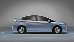 Toyota Prius Plug-in Hybrid - prawy bok