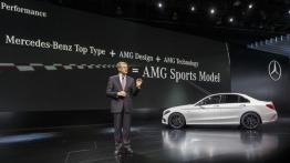 Mercedes klasy C 450 AMG 4MATIC sedan (2016) - oficjalna prezentacja auta