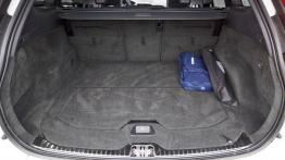 Volvo XC60 Facelifting 3.0 T6 304KM - galeria redakcyjna - bagażnik