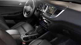 Hyundai Tucson III (2016) - wersja amerykańska - widok ogólny wnętrza z przodu