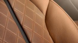 Audi A8 Exclusive Concept (2014) - fotel kierowcy, widok z przodu