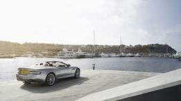 Aston Martin DB9 Facelifting Volante - widok z tyłu