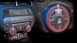 Chevrolet Camaro V - panel sterowania wentylacją i nawiewem