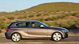 BMW serii 1 F20 - wersja 3-drzwiowa - prawy bok