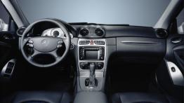 Mercedes Klasa CLK Coupe - pełny panel przedni