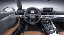 Audi A5 (2016) - kokpit