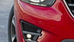 Mazda CX-5 Facelifting SKYACTIV-G AWD (2015) - prawy przedni reflektor - wyłączony