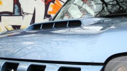 Suzuki Jimny Standard Facelifting 1.3 VVT 4WD 85KM - galeria redakcyjna - maska zamknięta