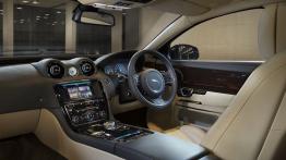 Jaguar XJ Autobiography (X351 Facelifting) 2016 - kokpit