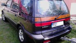 Mitsubishi Space Wagon II Minivan - galeria społeczności - widok z tyłu