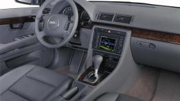 Audi A4 2001 - pełny panel przedni