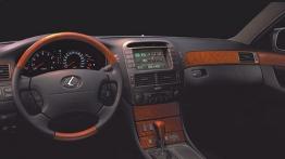 Lexus LS 430 - pełny panel przedni
