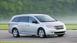 Honda Odyssey 2010 - prawy bok