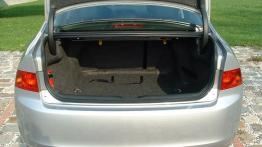 Honda Accord 2.2 i-CTDi - tył - bagażnik otwarty
