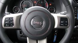 Jeep Compass SUV Facelifting 2.2 CRD 163KM - galeria redakcyjna - kierownica