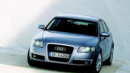 Audi A6 2004 - widok z przodu