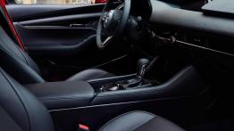 Mazda 3 (2019) - widok ogólny wn?trza z przodu