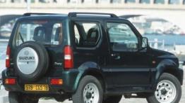 Suzuki Jimny - widok z tyłu