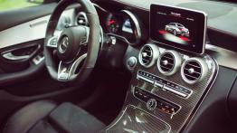 Mercedes-Benz Klasa C 450 AMG Sport - galeria redakcyjna - kokpit