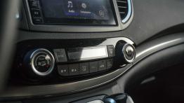 Honda CR-V 1.6 i-DTEC 160 KM Executive - galeria redakcyjna - panel sterowania wentylacją i nawiewem