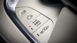 Mercedes S 65 AMG W222 (2014) - przyciski do regulacji zawieszenia