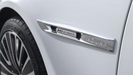 Jaguar XJ Ultimate - emblemat boczny