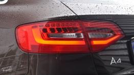 Audi A4 B8 Allroad quattro Facelifting 2.0 TFSI 211KM - galeria redakcyjna - lewy tylny reflektor - 