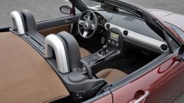 Mazda MX-5 Spring Edition (2013) - pełny panel przedni