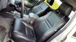 Toyota Hilux VII Podwójna kabina Facelifting 3.0 D-4D 171KM - galeria redakcyjna 2 - fotel kierowcy,