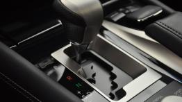 Lexus LS IV Facelifting - galeria redakcyjna - skrzynia biegów