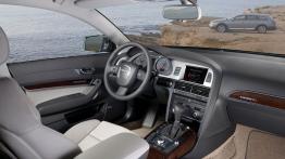 Audi A6 Allroad - pełny panel przedni