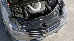 Mercedes klasy R 2011 - silnik