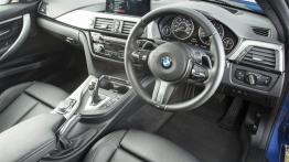 BMW 330d xDrive M Sport Touring (2016) - widok ogólny wnętrza z przodu