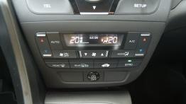 Honda Civic IX Tourer 1.8 i-VTEC - galeria redakcyjna - panel sterowania wentylacją i nawiewem