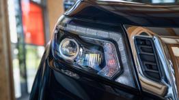 Nissan Navara (2019) - prawy przedni reflektor - wy??czony