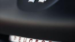 Peugeot 208 GTi 30th Anniversary Edition (2015) - logo