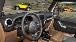 Jeep Wrangler 2011 - pełny panel przedni