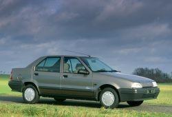 Renault 19 I Sedan 1.4 60KM 44kW 1989