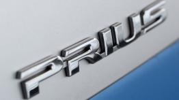 Toyota Prius IV Plug-In Hybrid - galeria redakcyjna - emblemat