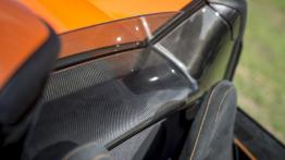 McLaren 650S Spider (2014) - inny element wnętrza z przodu