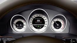 Mercedes GLK Facelifting - prędkościomierz