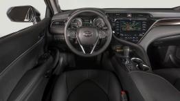 Toyota Camry – zelektryfikowany powrót