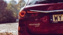 Mazda 6 Sport Kombi 2.2 Skyactiv-D 184 KM - galeria redakcyjna - lewy tylny reflektor - w??czony
