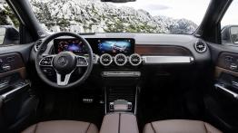 Mercedes GLB - pe?ny panel przedni