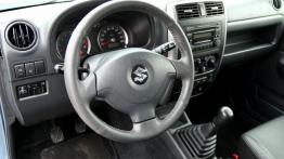 Suzuki Jimny Standard Facelifting 1.3 VVT 4WD 85KM - galeria redakcyjna - kierownica
