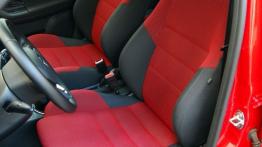 Skoda Fabia II Hatchback Facelifting 1.2 TSI 105KM - galeria redakcyjna - fotel kierowcy, widok z pr