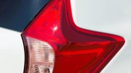Nissan Note II 1.5 dCi (2013) - prawy tylny reflektor - wyłączony